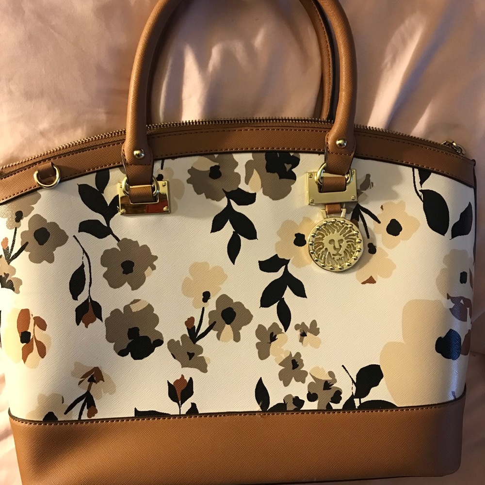 Anne Klein Bag, like new!